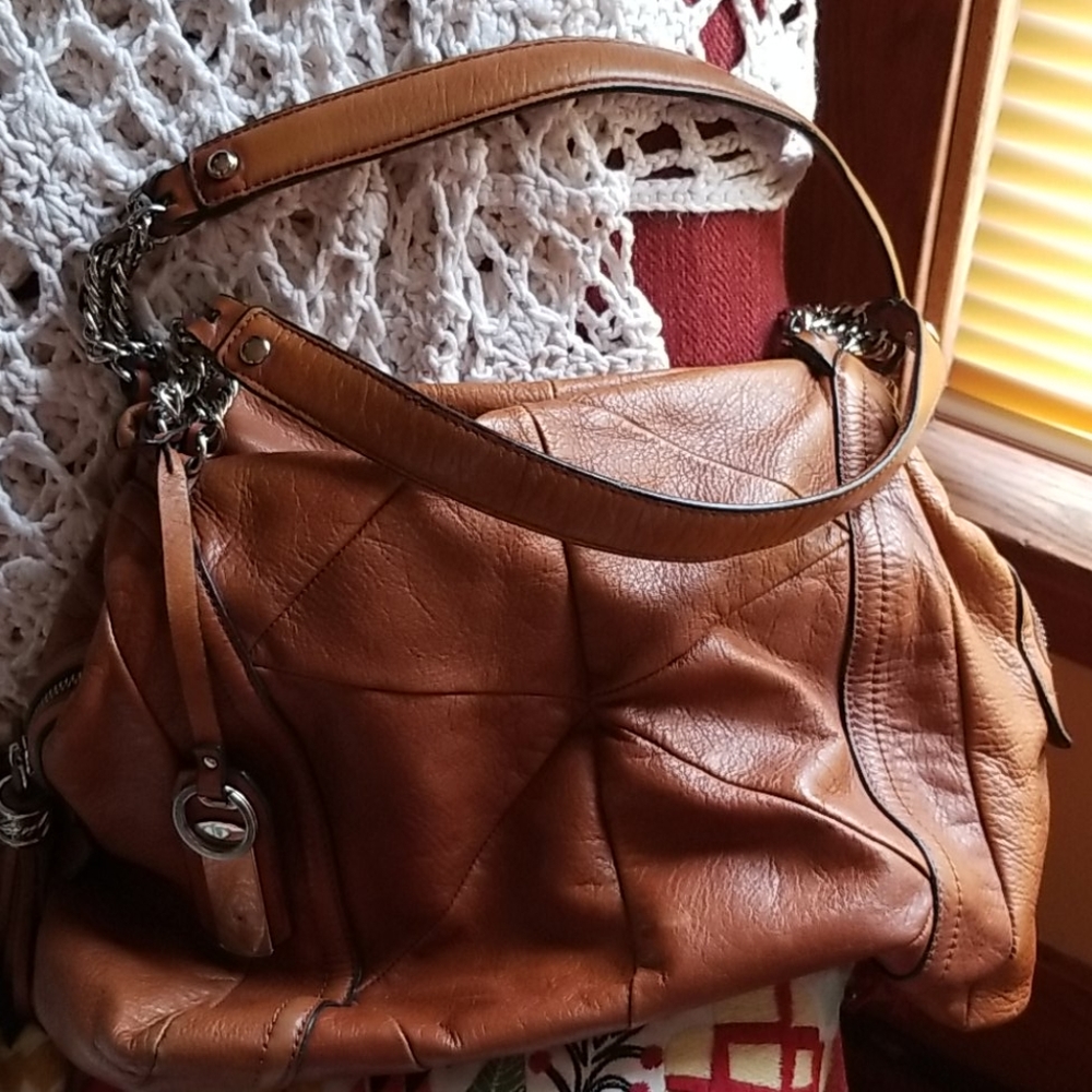 B. Makowsky leather bag